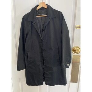 WATERPROOF GARMET CO black 3/4 length rain coat with pockets, size M